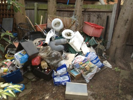 Benefits of using flat clearance services in Purley